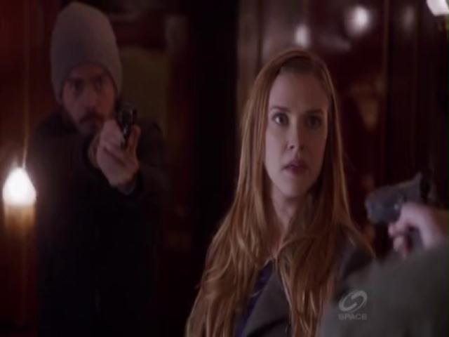 VampireDiariesWorld-dot-org_PrimevalNewWorldS01E04-1445.jpg