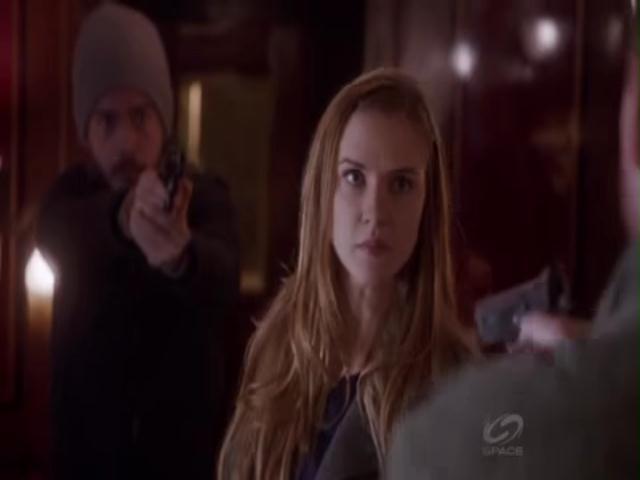 VampireDiariesWorld-dot-org_PrimevalNewWorldS01E04-1447.jpg