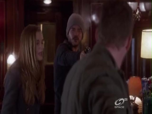 VampireDiariesWorld-dot-org_PrimevalNewWorldS01E04-1782.jpg