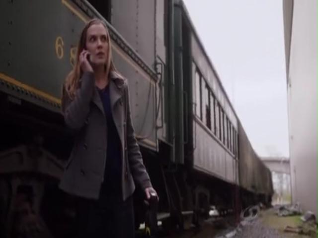VampireDiariesWorld-dot-org_PrimevalNewWorldS01E04-1982.jpg