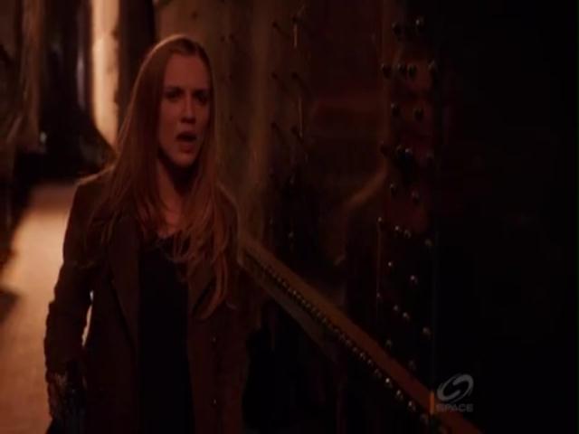 VampireDiariesWorld-dot-org_PrimevalNewWorldS01E04-2110.jpg