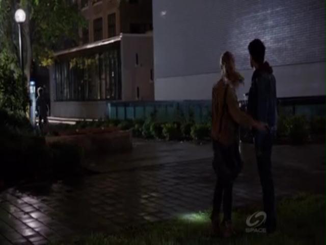 VampireDiariesWorld-dot-org_PrimevalNewWorldS01E05-0511.jpg
