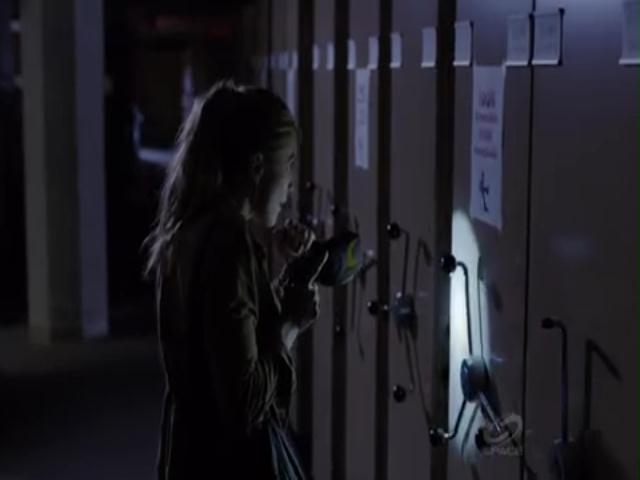 VampireDiariesWorld-dot-org_PrimevalNewWorldS01E05-0866.jpg VampireDiariesWorld-dot-org_PrimevalNewWorldS01E05-0866.jpg