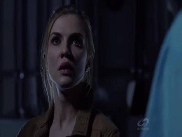 VampireDiariesWorld-dot-org_PrimevalNewWorldS01E05-2254.jpg