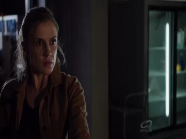 VampireDiariesWorld-dot-org_PrimevalNewWorldS01E05-2352.jpg
