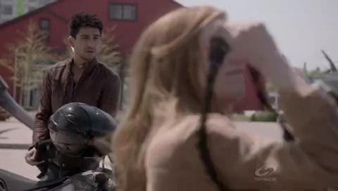 VampireDiariesWorld-dot-org_PrimevalNewWorld-1x08-0197.jpg