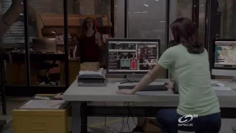 VampireDiariesWorld-dot-org_PrimevalNewWorld-1x08-0442.jpg