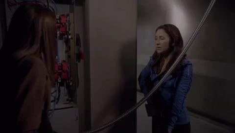 VampireDiariesWorld-dot-org_PrimevalNewWorld-1x08-2049.jpg