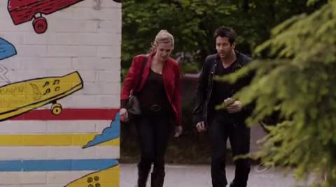 VampireDiariesWorld-dot-org_PrimevalNewWorld-1x09-0325.jpg