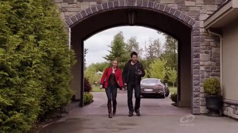 VampireDiariesWorld-dot-org_PrimevalNewWorld-1x09-0550.jpg
