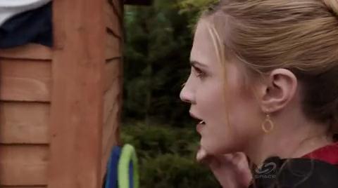 VampireDiariesWorld-dot-org_PrimevalNewWorld-1x09-1002.jpg