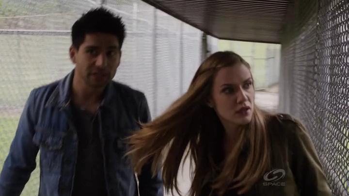 VampireDiariesWorld-dot-org_PrimevalNewWorld-1x11-1044.jpg