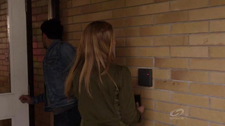VampireDiariesWorld-dot-org_PrimevalNewWorld-1x11-1049.jpg