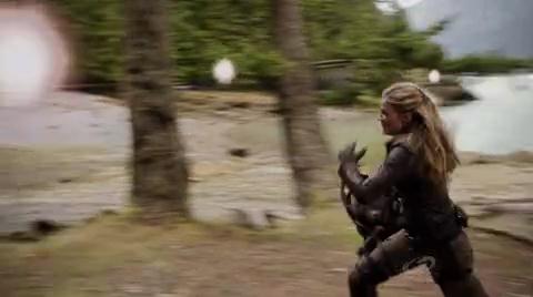 VampireDiariesWorld-dot-org_PrimevalNewWorldS01E13-0349.jpg
