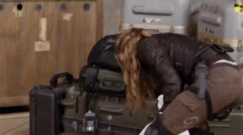 VampireDiariesWorld-dot-org_PrimevalNewWorldS01E13-0412.jpg