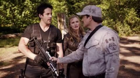 VampireDiariesWorld-dot-org_PrimevalNewWorldS01E13-1294.jpg