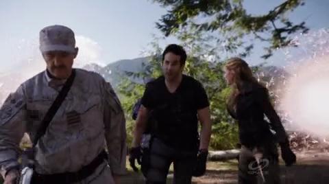 VampireDiariesWorld-dot-org_PrimevalNewWorldS01E13-1356.jpg