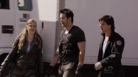 VampireDiariesWorld-dot-org_PrimevalNewWorldS01E13-1400.jpg