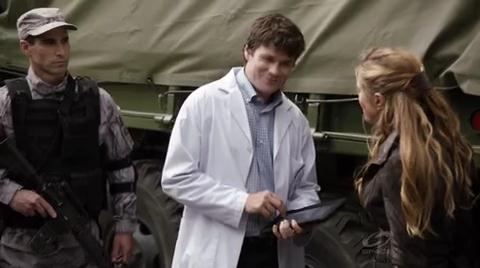 VampireDiariesWorld-dot-org_PrimevalNewWorldS01E13-1843.jpg