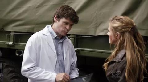 VampireDiariesWorld-dot-org_PrimevalNewWorldS01E13-1845.jpg