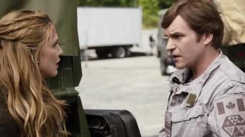 VampireDiariesWorld-dot-org_PrimevalNewWorldS01E13-1858.jpg
