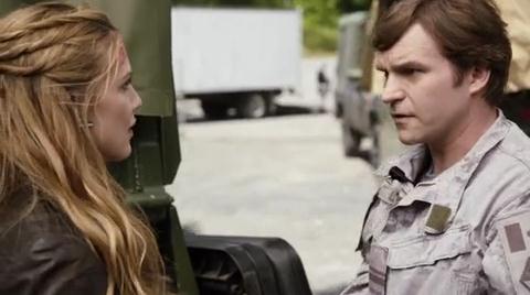 VampireDiariesWorld-dot-org_PrimevalNewWorldS01E13-1859.jpg