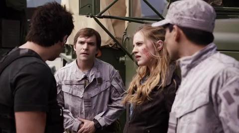 VampireDiariesWorld-dot-org_PrimevalNewWorldS01E13-2041.jpg