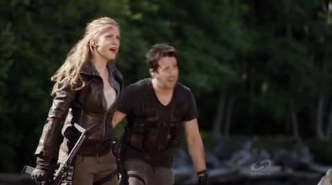 VampireDiariesWorld-dot-org_PrimevalNewWorldS01E13-2363.jpg