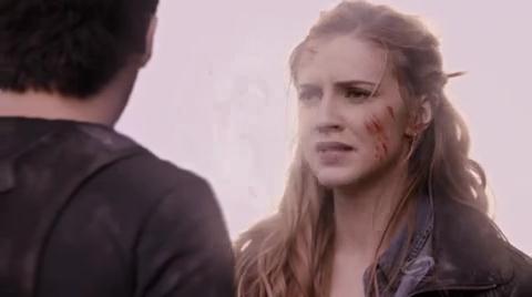 VampireDiariesWorld-dot-org_PrimevalNewWorldS01E13-2449.jpg