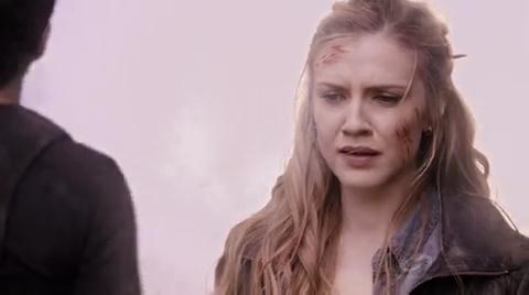 VampireDiariesWorld-dot-org_PrimevalNewWorldS01E13-2460.jpg