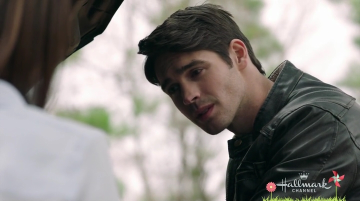VampireDiariesWorld-dot-nl_HomeBySpring1119.jpg