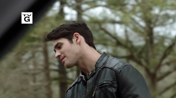 VampireDiariesWorld-dot-nl_HomeBySpring1380.jpg