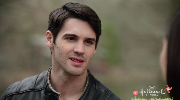 VampireDiariesWorld-dot-nl_HomeBySpring1413.jpg VampireDiariesWorld-dot-nl_HomeBySpring1413.jpg