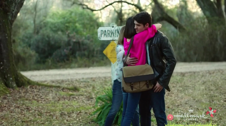 VampireDiariesWorld-dot-nl_HomeBySpring4285.jpg