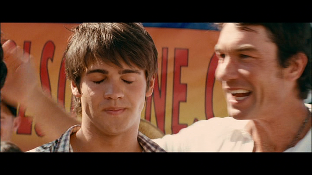 VampireDiariesWorld-dot-org_Pirahna3d00468.png