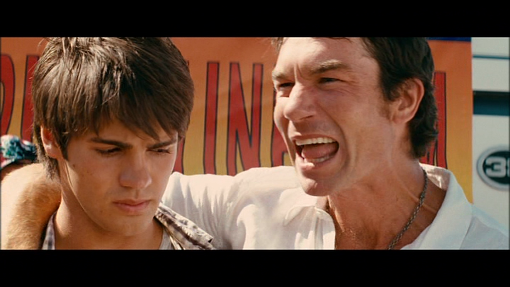 VampireDiariesWorld-dot-org_Pirahna3d00471.png