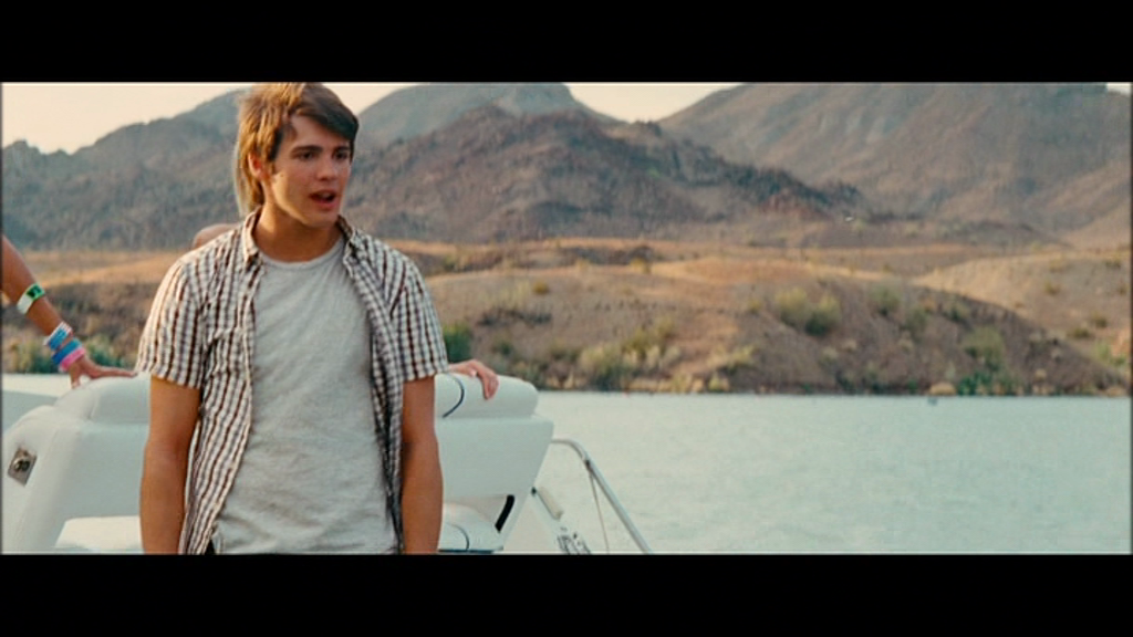 VampireDiariesWorld-dot-org_Pirahna3d00945.png VampireDiariesWorld-dot-org_Pirahna3d00945.png