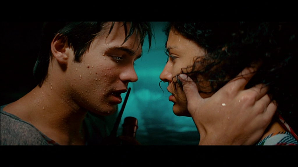 VampireDiariesWorld-dot-org_Pirahna3d01468.png