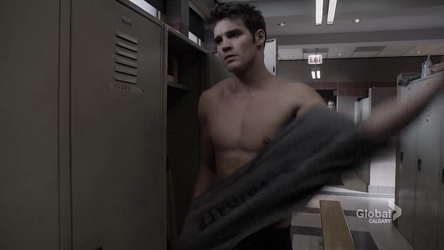 VampireDiariesWorld_dot_nl-ChigagoFire4x03-1933.jpg