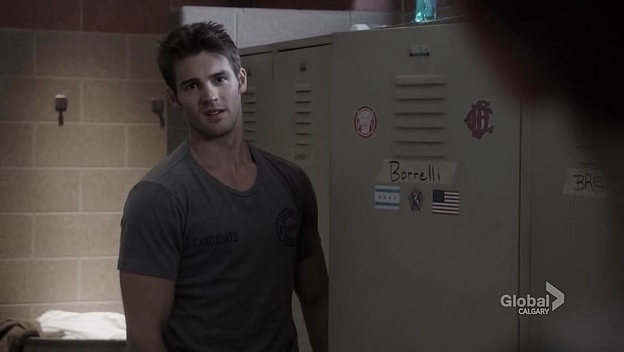 VampireDiariesWorld_dot_nl-ChigagoFire4x03-1943.jpg