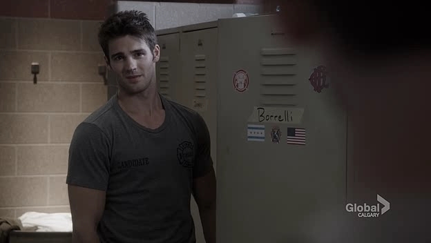 VampireDiariesWorld_dot_nl-ChigagoFire4x03-1945.jpg