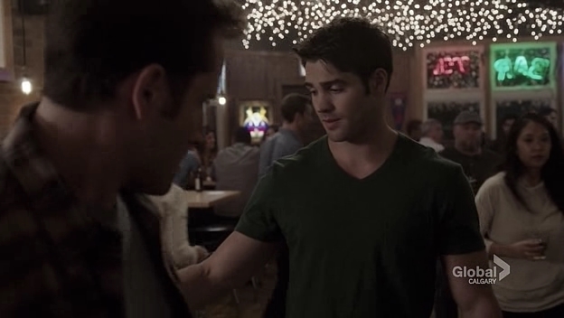 VampireDiariesWorld_dot_nl-ChigagoFire4x03-2142.jpg