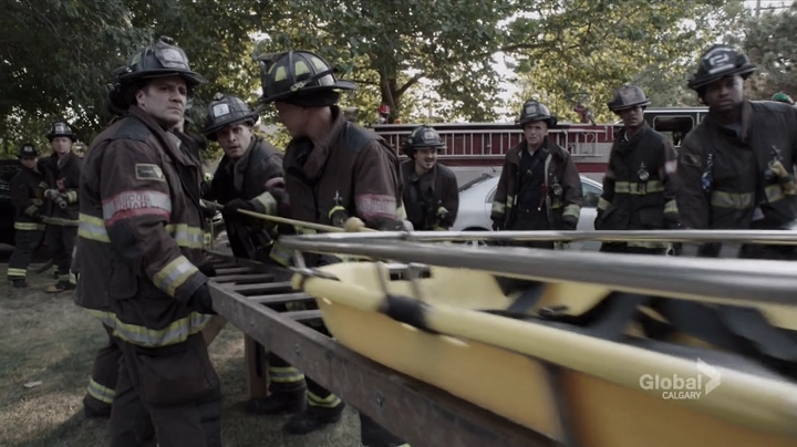 VampireDiariesWorld_dot_nl-ChigagoFire4x04-0743.jpg