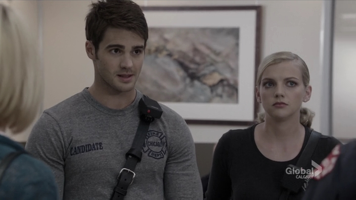 VampireDiariesWorld_dot_nl-ChigagoFire4x04-1328.jpg