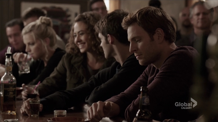 VampireDiariesWorld_dot_nl-ChigagoFire4x04-2188.jpg
