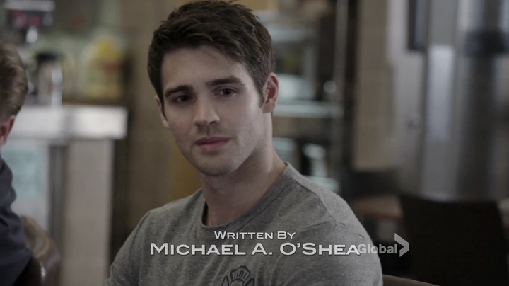 VampireDiariesWorld_dot_nl-ChigagoFire4x05-0701.jpg