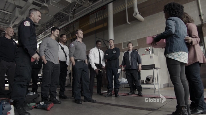 VampireDiariesWorld_dot_nl-ChigagoFire4x05-0874.jpg