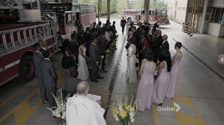 VampireDiariesWorld_dot_nl-ChigagoFire4x05-2088.jpg