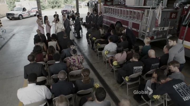 VampireDiariesWorld_dot_nl-ChigagoFire4x05-2114.jpg