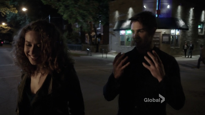 VampireDiariesWorld_dot_nl-ChigagoFire4x05-2222.jpg